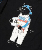 送料無新作 新品 go slow caravan x NISSAN ゴースローキャラバン 日産自動車 レーシングドライバー 猫 長袖 Tシャツ ロンT 黒 4 L_画像3