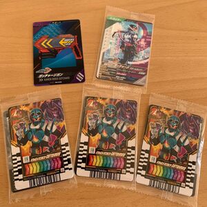 仮面ライダーガッチャード　仮面ライダーバトル　カード　まとめて　ガンバレジェンズ