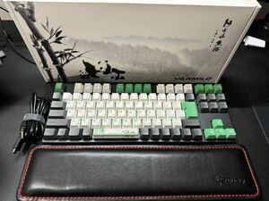 Varmilo(アミロ) Panda R2 パンダ 日本語配列キーボード V2 テンキーレス 静電容量 静音デイジー軸 ＆ Ducky TKLサイズ リストレスト