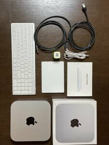 【極美品・おまけ付】Mac mini（M1/8G/512G/Venture）＋Magic Trackpad＋キーボード＋必要ケーブル