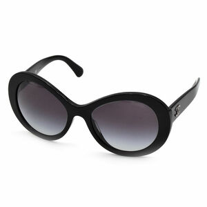  Chanel sunglasses 5372-A plastic black 56*19 I wear gradation lens here Mark CC Mark black used free shipping 