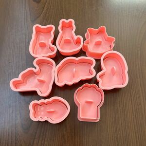 511p1744☆ EMILY'S SHOP 食品衛生法適合品 クッキー型 動物 8個セット 可愛い クッキーカッター プラスチック クッキー抜型 製菓道具