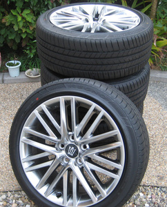 ☆ 200系 クラウン 純正タイヤホイール 225/45R18 REGUNO GR001 新車外し4本 室内保管☆