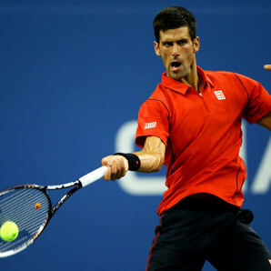 UNIQLO ユニクロ Novak Djokovic　2013 US Openノバク・ジョコビッチ・モデル・シャツ 貴重品!　サイズXL赤テニス