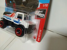 ホットウィール　HW RESCUE 　　　　　　メルセデス・ベンツ　ウニモグ　　　1300 Hot Wheels_画像3