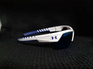 Under Armour Igniter 2.0　サングラス　ホワイト　レンズ　ブルー　美品　8600051-101041