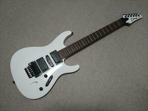 Ibanez S570B WHITE アイバニーズ Sシリーズ　白／ホワイト　Edge-Zeroトレモロ／Zero Point Sysmte搭載 ソフトケース付き アーム欠品