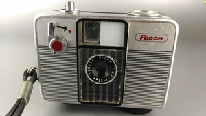 □RICOH リコー auto half フィルムカメラ 昭和レトロ 撮影 小物 インテリア□178