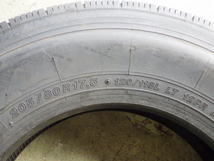 205/80R17.5 120/118L 12PR NNG 162 未走行再生 2本セット スタッドレスタイヤ L16747_画像2