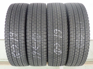 225/80R17.5 123/122L ダンロップ SP001 中古 4本セット スタッドレスタイヤ 2018年製 L16832