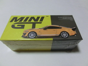 MINI GT 1/64 シェルビー GT500 ドラゴンスネーク コンセプト イエロー 左ハンドル MGT00535-L 新品