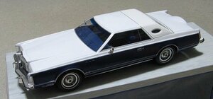 MCG　1/18　リンカーン・コンチネンタル Mk5　white/darkblue　1978　ドイツショップ限定