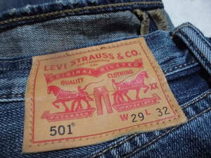 ■　1円～売り切り　Levis　501　革パッチ　スモールe　良い色落ち　濃紺　美中古　　　　W29