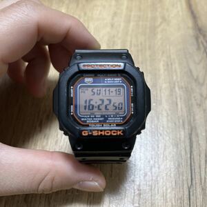 極美品 CASIO G-SHOCK GW-M5600R-1JF タフソーラー 電波受信 電波ソーラー 