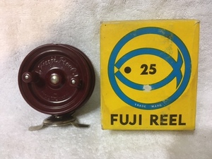 ＜送料込＞未使用品 FUJI REEL フジリール 25 太鼓 タイコリール 富士リール 箱付き ワインレッド レアカラー 昭和レトロ