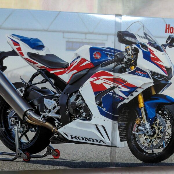 タミヤ Honda CBR1000RR-R FIREBLADE SP 30th Anniversary(新品・未開封品)