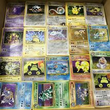 引退品 ポケモンカード コレクション 2000枚以上旧裏100枚 キラ大量 旧裏初版 渦巻き ホイル foil pokemon cards _画像1