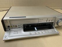 1円出品 Panasonic パナソニック S-VHSデッキ NV-SB1000W 再生はします_画像5