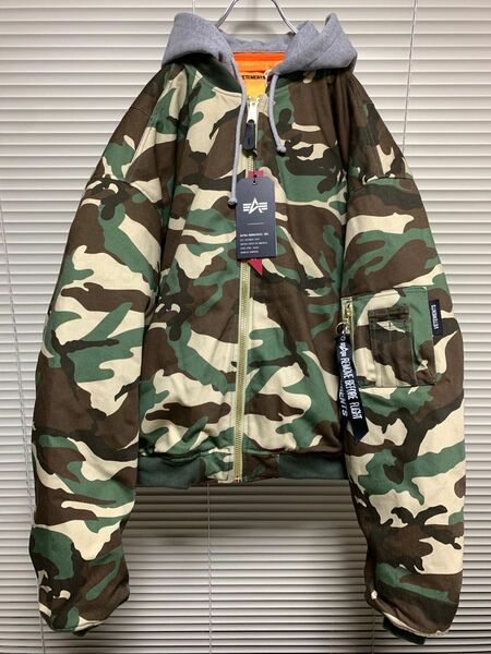 新品《 VETEMENTS ヴェトモン 》Hooded Camo Bomber Jacket ( S ) ボンバージャケット 迷彩