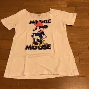 100円セールユニクロUNIQLO×ディズニーDisney ミニーちゃん 白色 ホワイト 半袖Tシャツ Ｓ