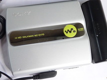 良品◆SONY ソニー Hi-MD WALKMAN ウォークマン MDプレーヤー◆ MZ-EH70 コントローラつき_画像2