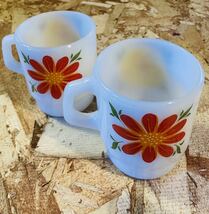 70' vintage FIRE-KING flower Mug×2◇ビンテージファイヤーキングデイブレイカーマグ◆昭和レトロ当時◇花柄ミルクグラス◆食器_画像9