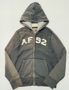 衝撃プライス！『ファン待望モデル！』【Abercrombie&Fitch/アバクロ】スウェット ジップアップパーカー【M/ネイビー】L99