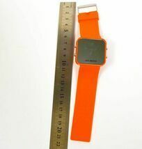【6個】腕時計 LED レディース デジタル ライブ オレンジ　水色　ホワイト　白　シリコン_画像3