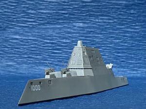 1/700 ミサイル駆逐艦「ズムウォルト」 塗装済み完成品