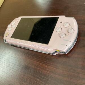 【バッテリーパック無しです・本体のみです】PSP「プレイステーション・ポータブル」 ブロッサム・ピンク (PSP-3000ZP) FP537