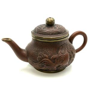 工芸品『鳴遠 中国急須』金魚 茶道具 茶器 茶壺 中国美術 詳細不明 現状品 D-4061