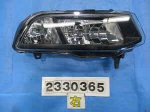 ◇VW ポロ DBA-6RCJZ 右フォグランプ NO.288821 【個人宅送料別途加算・S1サイズ】