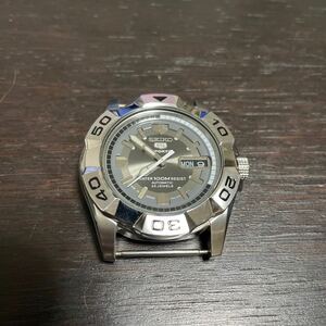 SEIKO セイコー５スポーツ 7S36-02L0 ベルト無し 稼動品 現状