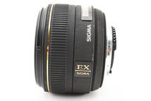 【美品】SIGMA シグマ 30mm F1.4 EX DC HSM レンズフ－ド付属_画像7