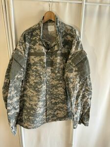 ミリタリージャケット 迷彩 デジカモ　サイズL ビックサイズ　オーバーサイズ　米軍実物　軍もの　アウトドア　アメリカ古着