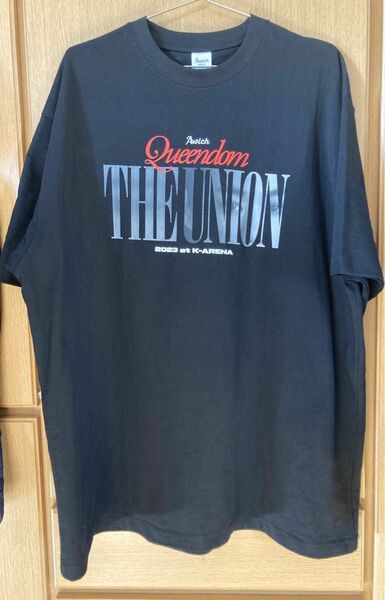 非売品　Awich Tシャツ　XL Queendom The Union K-ARENA エイウィッチ 半袖　ステッカー付き