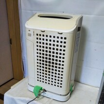 送料無料(１M3021)SHARP　シャープ　空気清浄機　KC-W65‐W_画像4