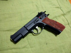 MGC CZ75 ファーストバージョン ガスブローバック 木製グリップ カスタム 1st 希少