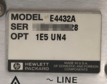 DK39296☆hp ESG-D3000A E4432A opt.1E5/UN4 デジタルRF信号発生器 250kHz-3000MHz【返品保証なし】_画像5