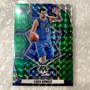 Mosaic Green Prizm Luka Doncic ルカ・ドンチッチ Mavs Panini NBA