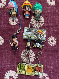 ONE PIECE ワンピース　ルフィー　ゾロ　チョッパー　キーホルダー