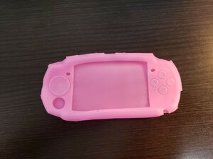 【未使用】PSP 2000/3000 用 シリコンケース シリコーンケース ソフトケース PlayStation Portable ピンク