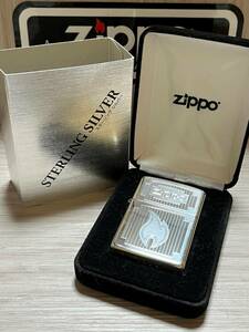 大量出品中!!【希少】レア 新品未使用 2014年製 Zippo 'STERLING SILVER' ZIPPOマーク 純銀 銀製 炎 スターリングシルバー ジッポー