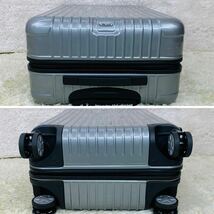 【極美品】RIMOWA リモワ SALSA サルサ 63L TSAロック 4輪 マルチホイール MW シルバー 超軽量 スーツ ケース キャリー バッグ 大容量_画像5