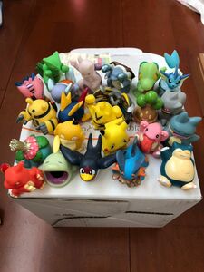 ポケモン ポケットモンスター フィギュア ピカチュウ イーブイ 指人形 ソフビ グッズ ぬいぐるみ　コレクション　モンスター