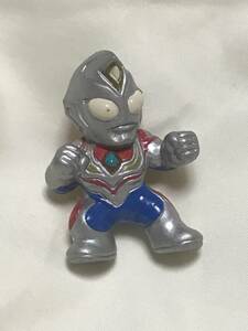  маленький маленький фигурка диф .rume Ultraman Gaya включая доставку 