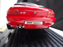 1/18 BMW Z3 ロードスター　（1997）　ダイキャストミニカー　※外箱無し　ボンネット部分傷あり_画像5