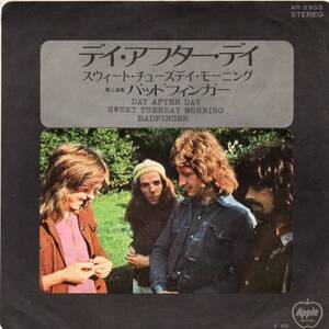 Badfinger 「Day After Day/ Sweet Tuesday Morning」国内盤EPレコード