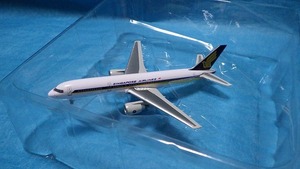 1/400 SingaporeAirlines シンガポール航空 B757-200 Dragon Mileage Collection