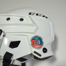 ☆アイスホッケー　ICEHockey　ヘルメット　防具　フェイスガード　白　ホワイト　CCM 　フェイスマスク　黒　ブラック　_画像4